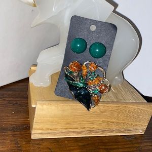 Vintage brooch with earrings 82